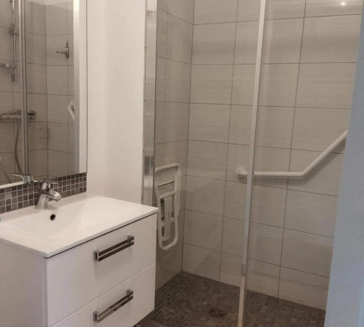 Appartement Vue Mer 2 A 3 Pers, 100M Plage, Port-Louis